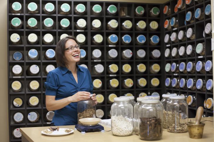 woman at Chinese herbal medicine store