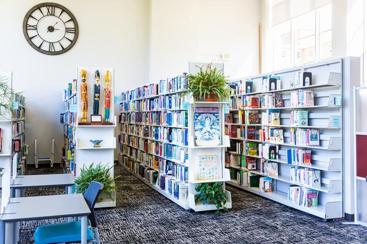 Bastyr library with shelves of books